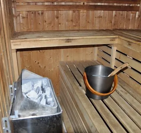 Club M.k.m. Penzion Modra